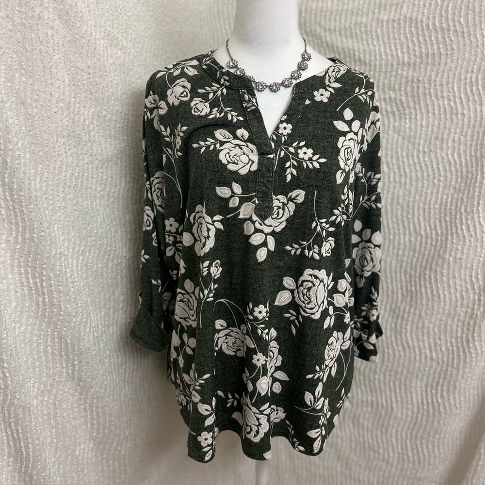 Papermoon Green Floral Long Sleeve Top Women’s Approx Size Large Soft Stretchy